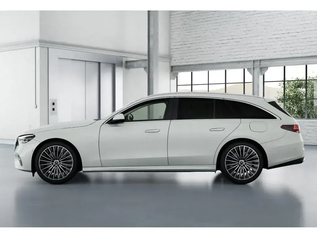 Gebraucht Mercedes E300 Exclusive 204 PS (150 kW) 2025 Weiss manufaktur lack manufakt Kombi