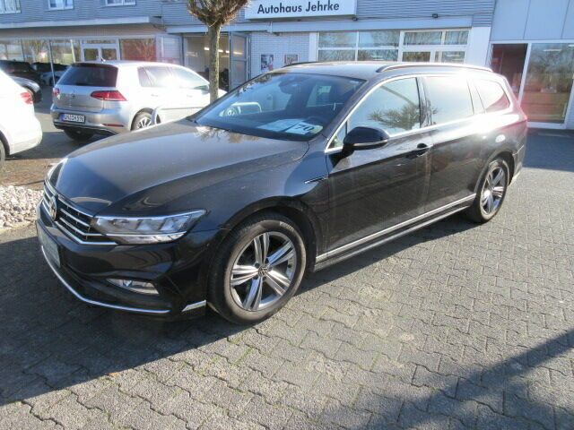 Schwarz Gebraucht 2021 VW Passat R-line Kombi | 25.988 € (Fairer Preis) - Bild 1/2