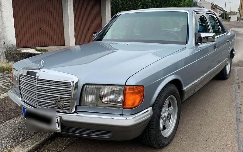 Silber Gebraucht 1983 Mercedes 280 SE Limousine | 19.500 € - Bild 1/4