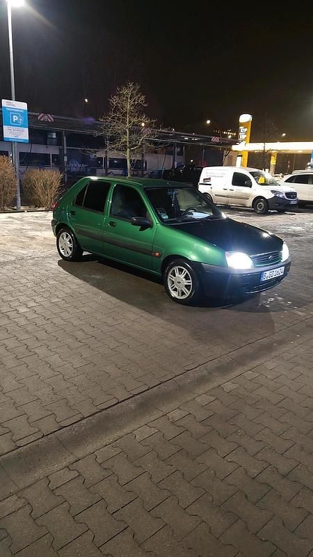 Gebraucht Ford Fiesta 60 PS (44 kW) 2000 Kleinwagen