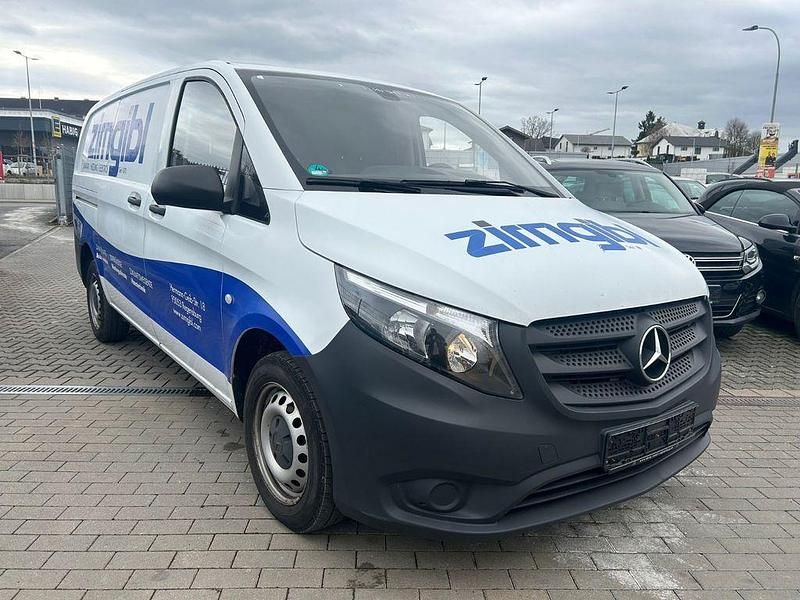 Gebraucht Mercedes Vito 88 PS (64 kW) 2017 Weiß Van
