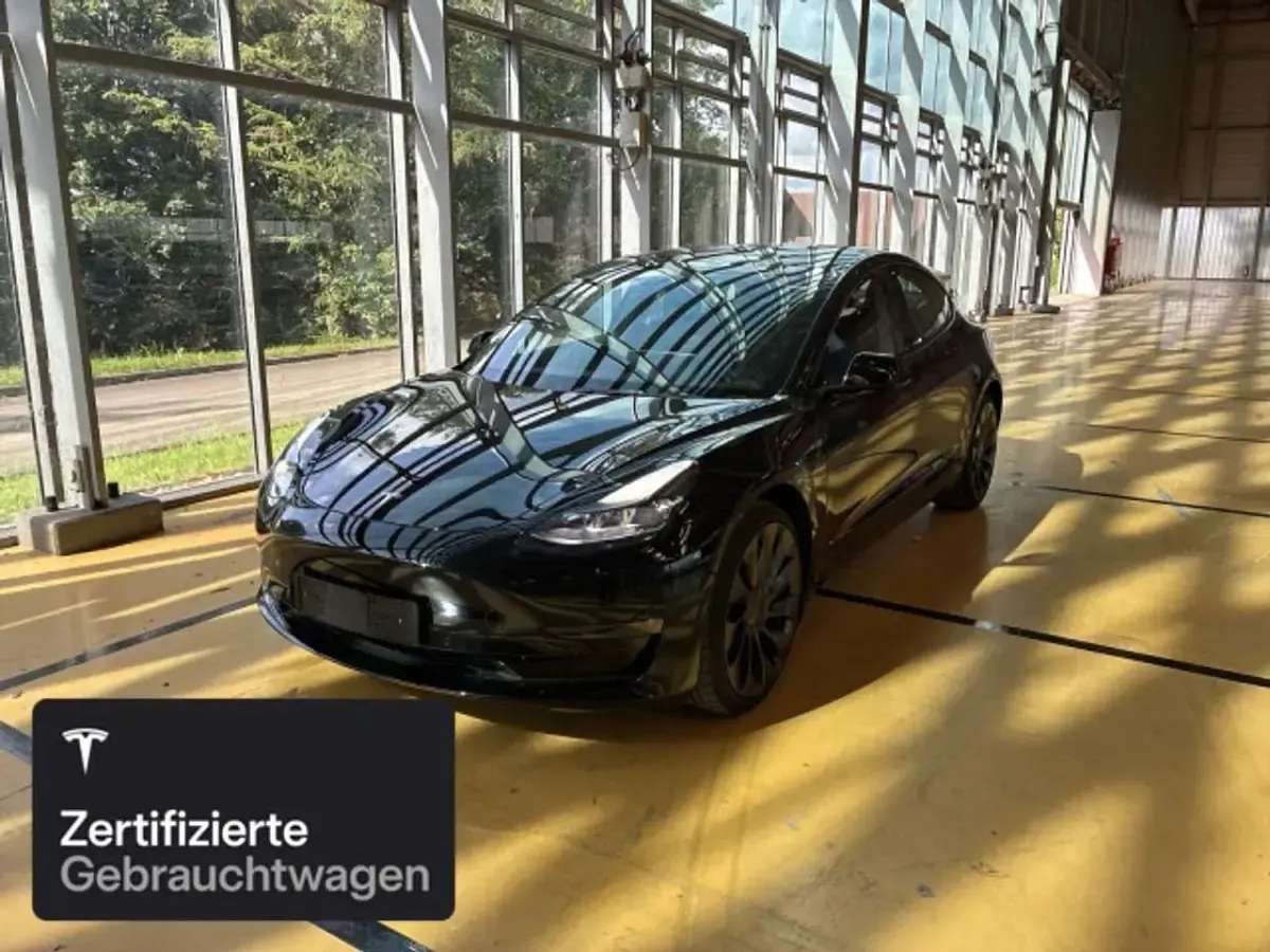 Gebraucht Tesla Model 3 Performance 377 kW (513 PS) 2022 Solid black Limousine