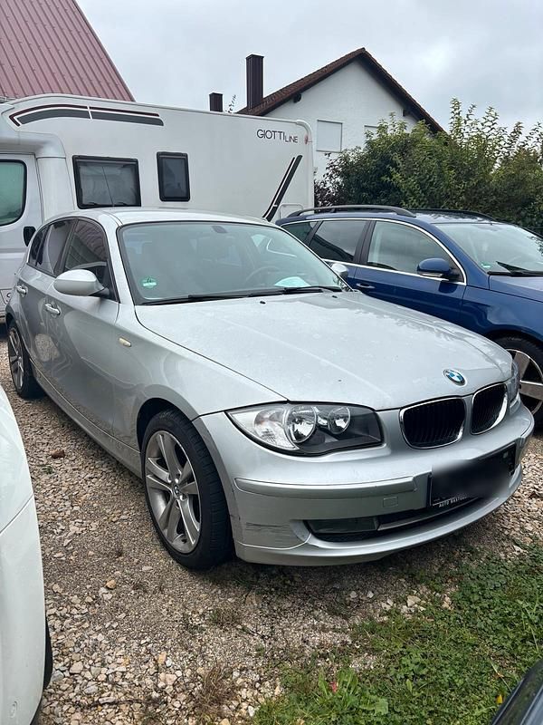 Silber Gebraucht 2008 BMW 118 Kleinwagen | 2.800 € (Superpreis) - Bild 1/4