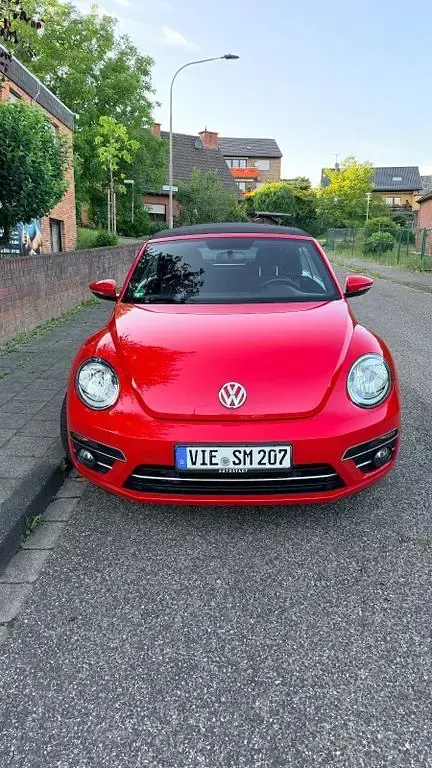 Gebraucht VW Beetle Sound 105 PS (77 kW) 2017 Rot Kleinwagen
