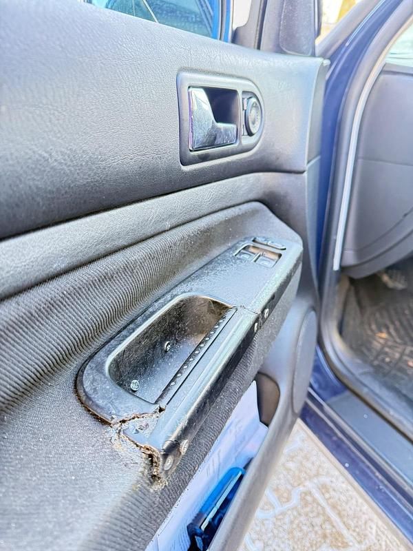 Gebraucht VW Golf 101 PS (74 kW) 1998 Blau Coupé