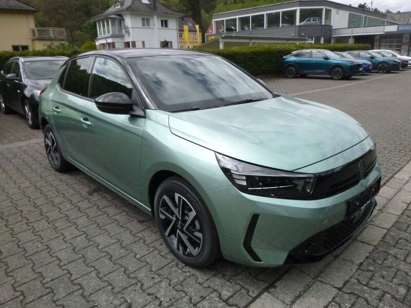 Gebraucht Opel Corsa 101 PS (74 kW) 2025 Grün Kleinwagen