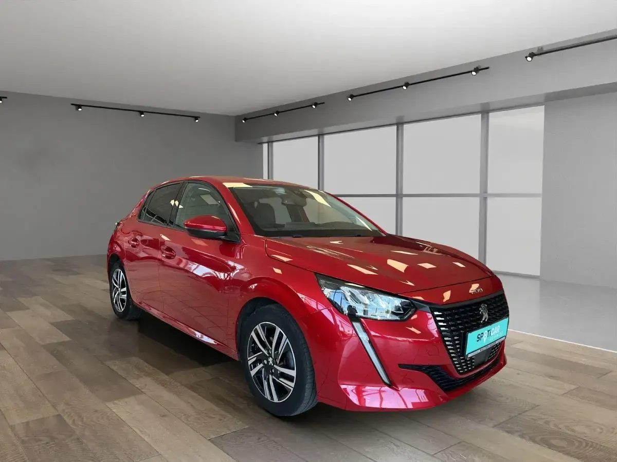 Gebraucht Peugeot 208 Allure 101 PS (74 kW) 2021 Rot Kleinwagen