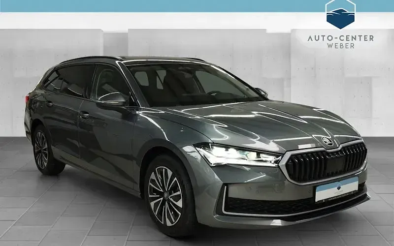 Gebraucht Skoda Superb Selection 150 PS (110 kW) 2025 Kombi