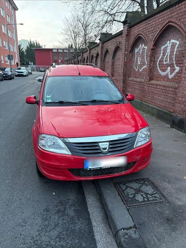 Gebraucht Dacia Logan MCV 88 PS (64 kW) 2011 Rot Kombi