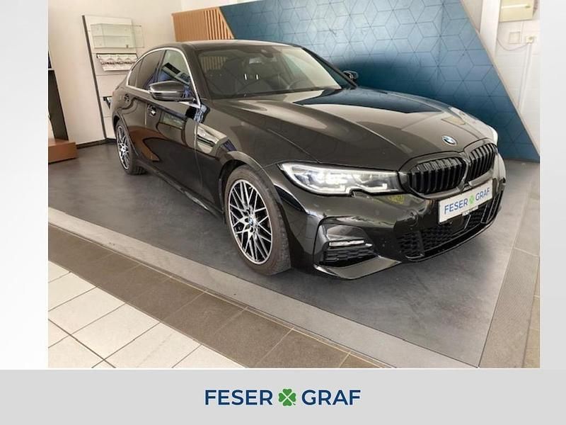 Schwarz Gebraucht 2021 BMW 320 M Sport Limousine | 30.550 € (Guter Preis) - Bild 1/4