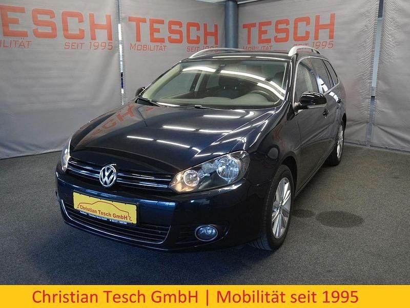 Gebraucht VW Golf VI 105 PS (77 kW) 2011 Blau Kleinwagen