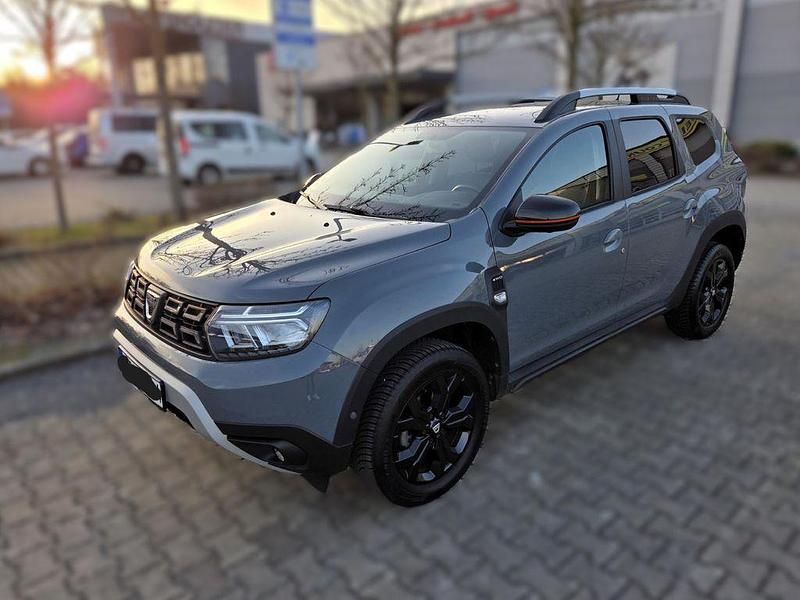 Gebraucht Dacia Duster Extreme 150 PS (110 kW) 2022 Grau SUV