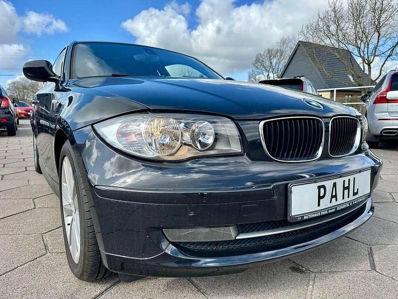 Second-hand BMW 123 Efficient Dynamics 204 CP (150 kW) 2010 Negru Hatchback