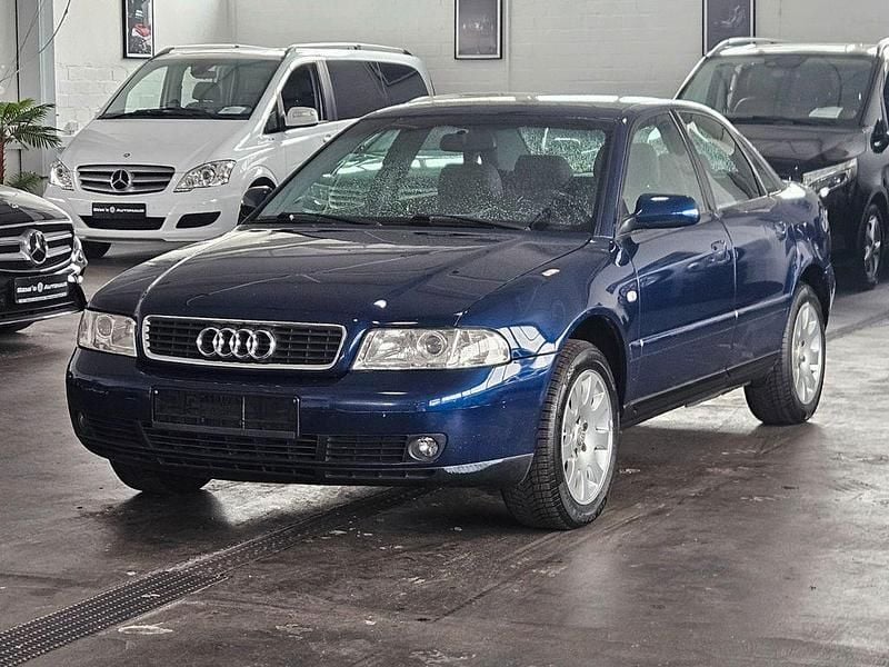 Blau Gebraucht 2001 Audi A4 Limousine | 999 € (Superpreis) - Bild 1/4
