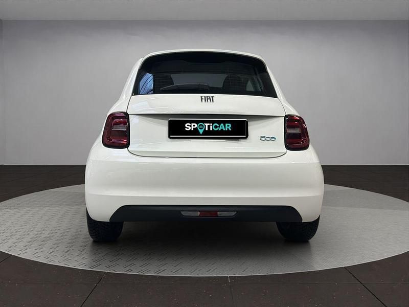Gebraucht Fiat 500e 86 kW (118 PS) 2023 Weiß Kleinwagen