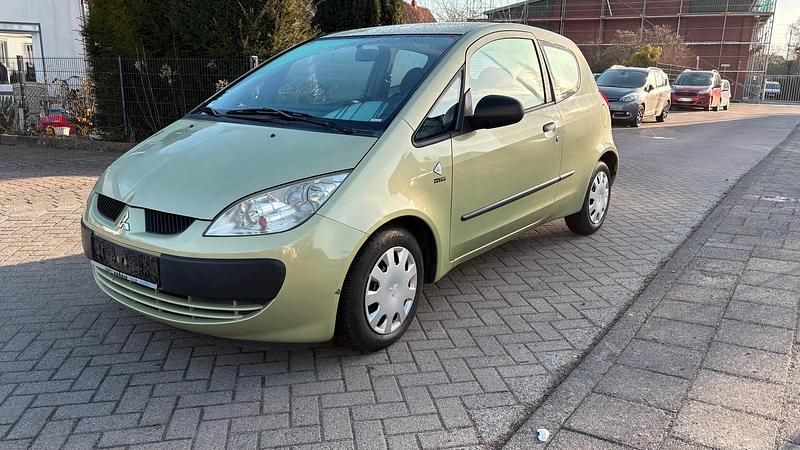 Gebraucht Mitsubishi Colt Inform 75 PS (55 kW) 2006 Grün Kleinwagen