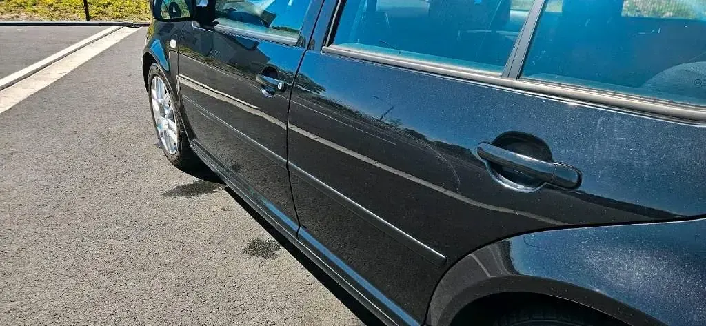 Gebraucht VW Bora 105 PS (77 kW) 2002 Schwarz Limousine