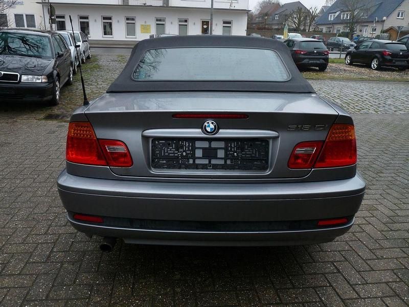 Gebraucht BMW 318 Cabriolet 143 PS (105 kW) 2004 Grau Cabrio