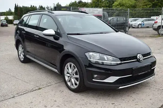 Gebraucht VW Golf Alltrack 179 PS (131 kW) 2017 Schwarz Kombi
