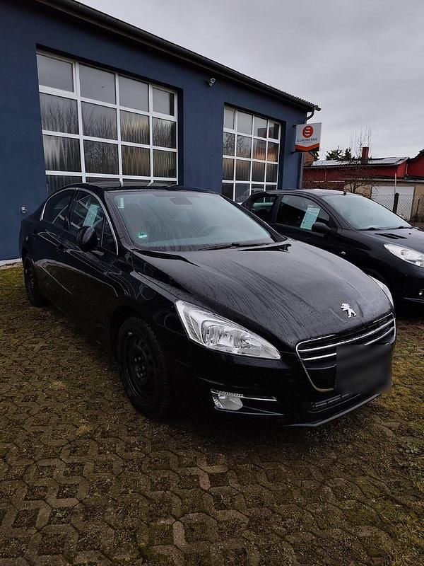 Gebraucht Peugeot 508 Active 156 PS (114 kW) 2012 Schwarz Limousine