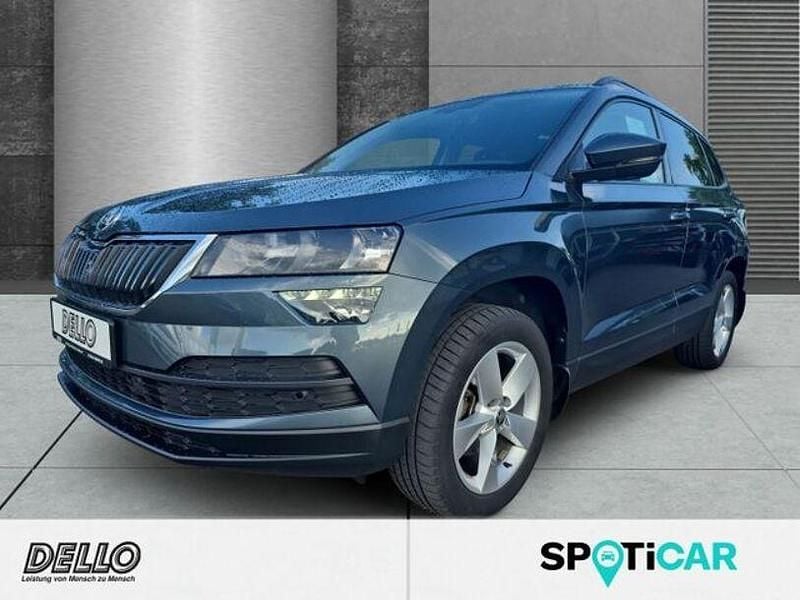 Quarzgrau metallic Gebraucht 2021 Skoda Karoq Ambition SUV | 21.990 € (Guter Preis) - Bild 1/4