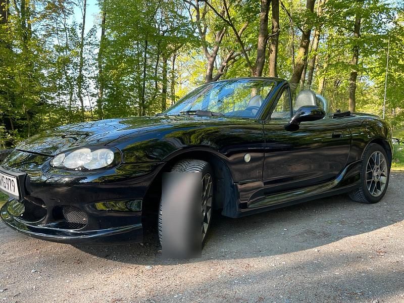 Schwarz Gebraucht 2004 Mazda MX5 Cabrio | 4.500 € (Fairer Preis) - Bild 1/4