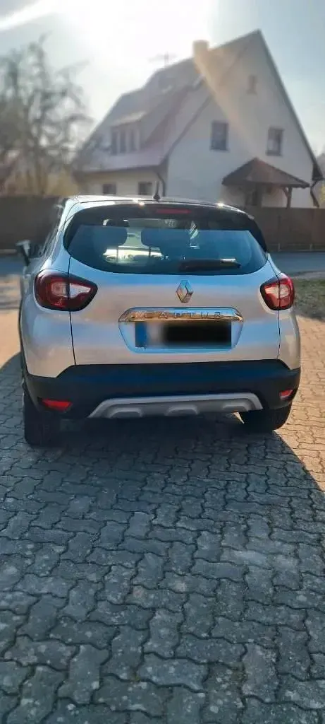 Używany Renault Captur 90 KM (66 kW) 2021 Szary SUV