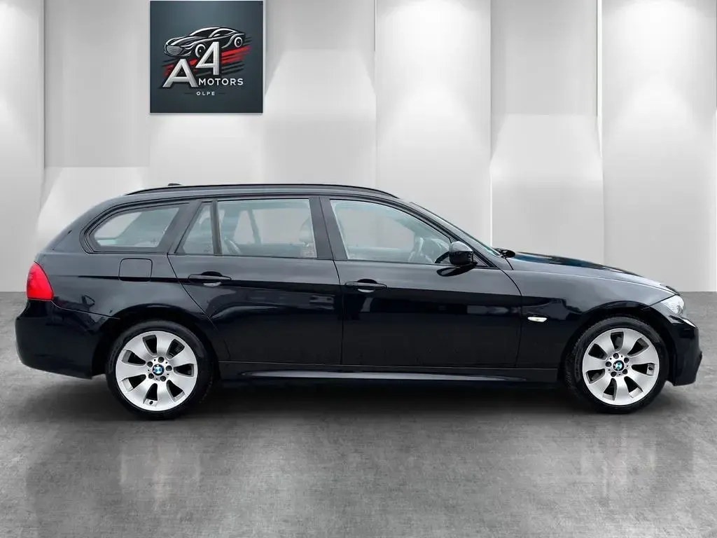 Gebraucht BMW 330 M Sport 272 PS (200 kW) 2011 Schwarz Kombi