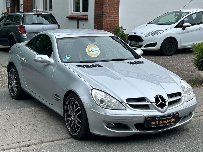 Silber Gebraucht 2005 Mercedes SLK200 Cabrio | 7.999 € (Fairer Preis) - Bild 1/4