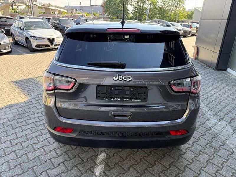 Gebraucht Jeep Compass Limited 150 PS (110 kW) 2021 Grau SUV