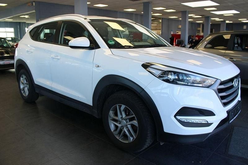 Gebraucht Hyundai Tucson 132 PS (97 kW) 2018 Weiß SUV