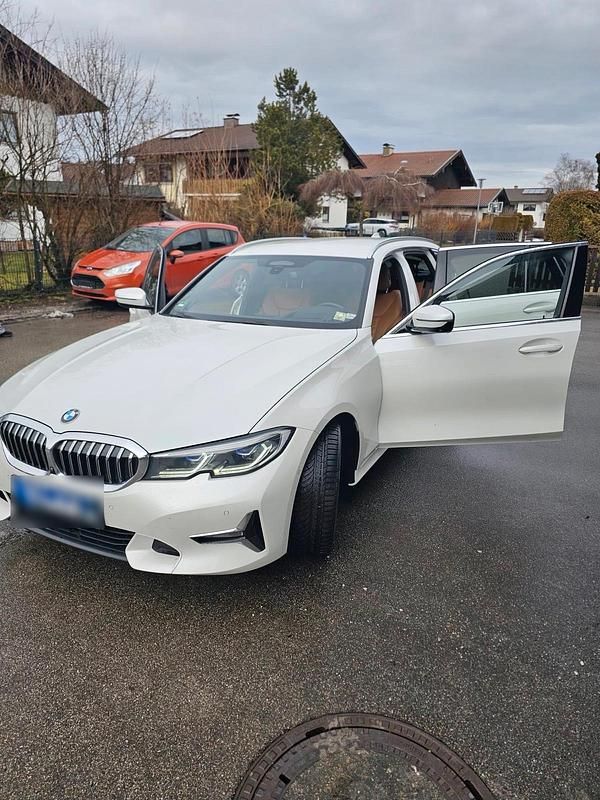 Gebraucht BMW 330 Luxury Line 286 PS (210 kW) 2021 Weiß Kombi