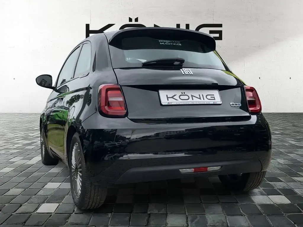 Gebraucht Fiat 500e Icon 86 kW (118 PS) 2023 Schwarz Limousine