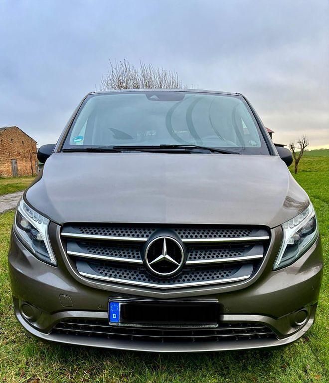 Gebraucht 2017 Mercedes Vito Van | 24.900 € (Guter Preis) - Bild 1/4