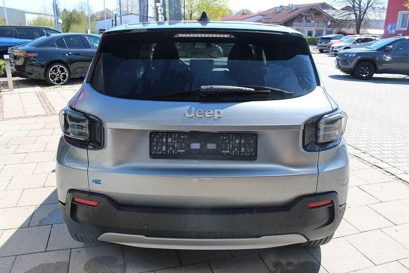 Second-hand Jeep Avenger EV Altitude 114 kW (156 CP) 2023 Gri SUV