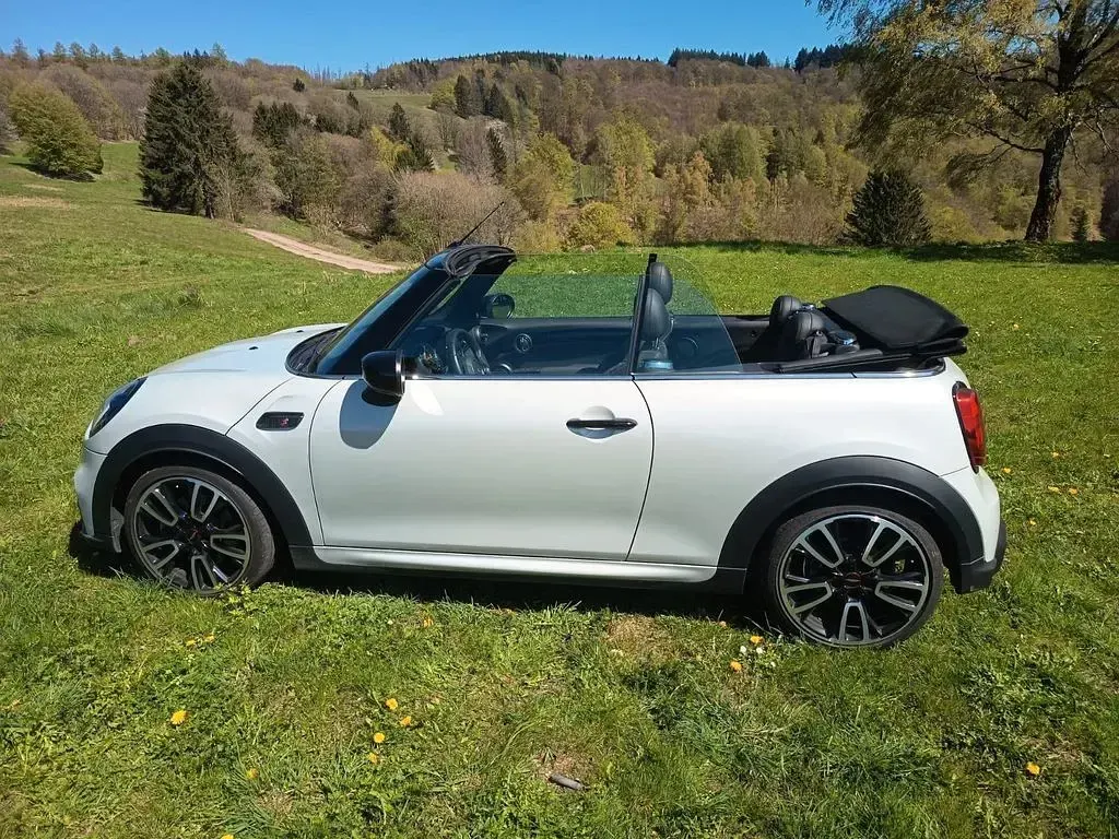 Gebraucht Mini John Cooper Works Cabriolet 178 PS (130 kW) 2023 Silber Cabrio