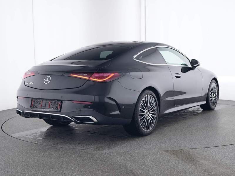 Gebraucht Mercedes CLE200 AMG 204 PS (150 kW) 2023 Schwarz metalliclack obsidianschwarz Coupé