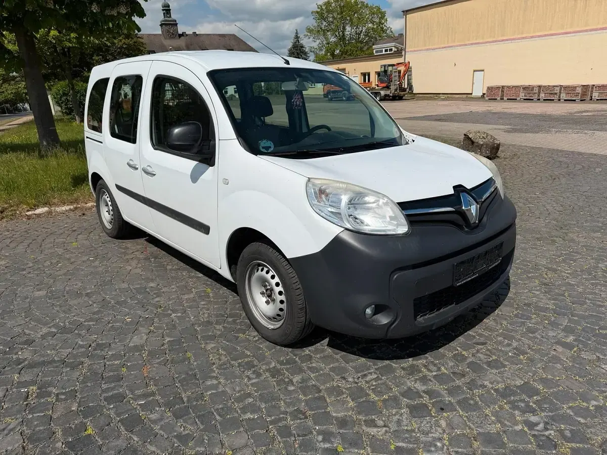 Gebraucht Renault Kangoo Authentique 90 PS (66 kW) 2018 Weiß Van / Kleinbus