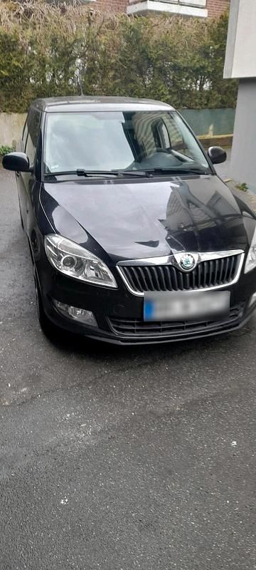 Gebraucht Skoda Fabia 85 PS (62 kW) 2011 Schwarz Limousine