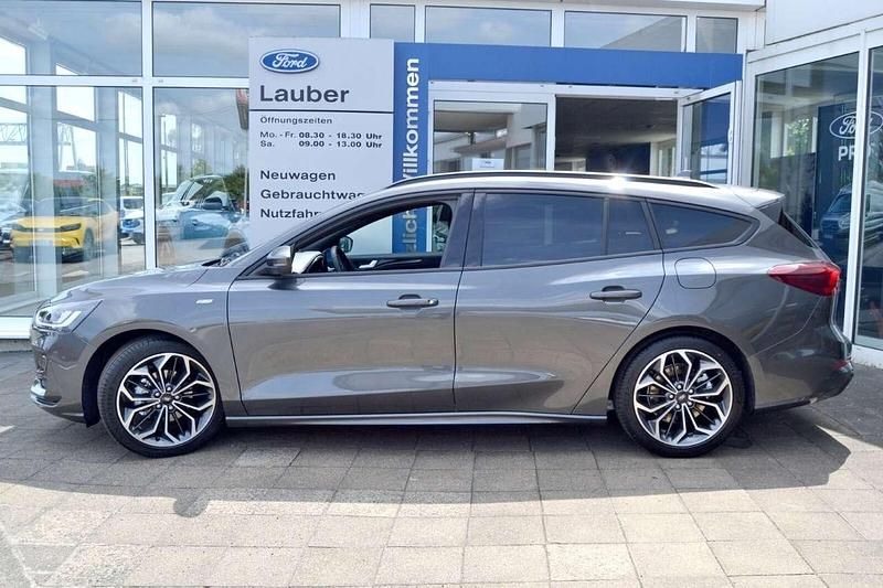 Neu Ford Focus ST-Line X 155 PS (114 kW) 2025 Magnetic grau Kombi