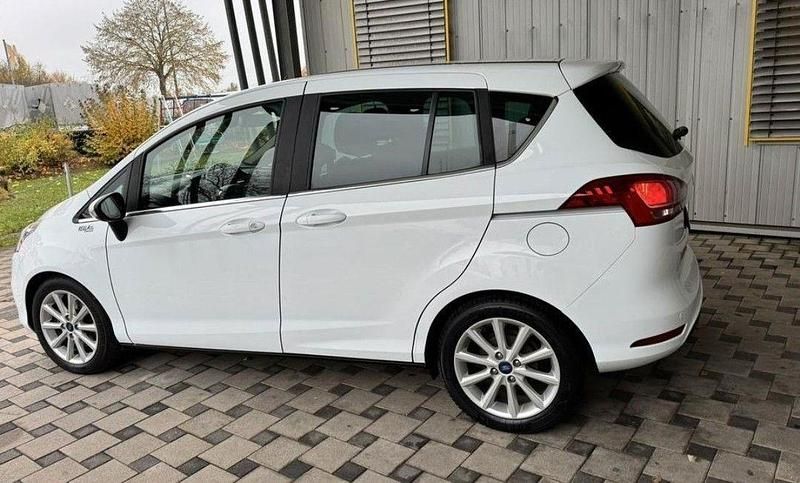 Gebraucht Ford B-MAX Titanium 95 PS (69 kW) 2015 Weiß Van / Kleinbus