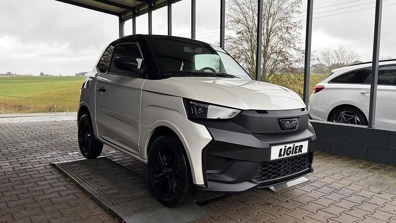 Neu Ligier JS50 2026 Weiß Kleinwagen