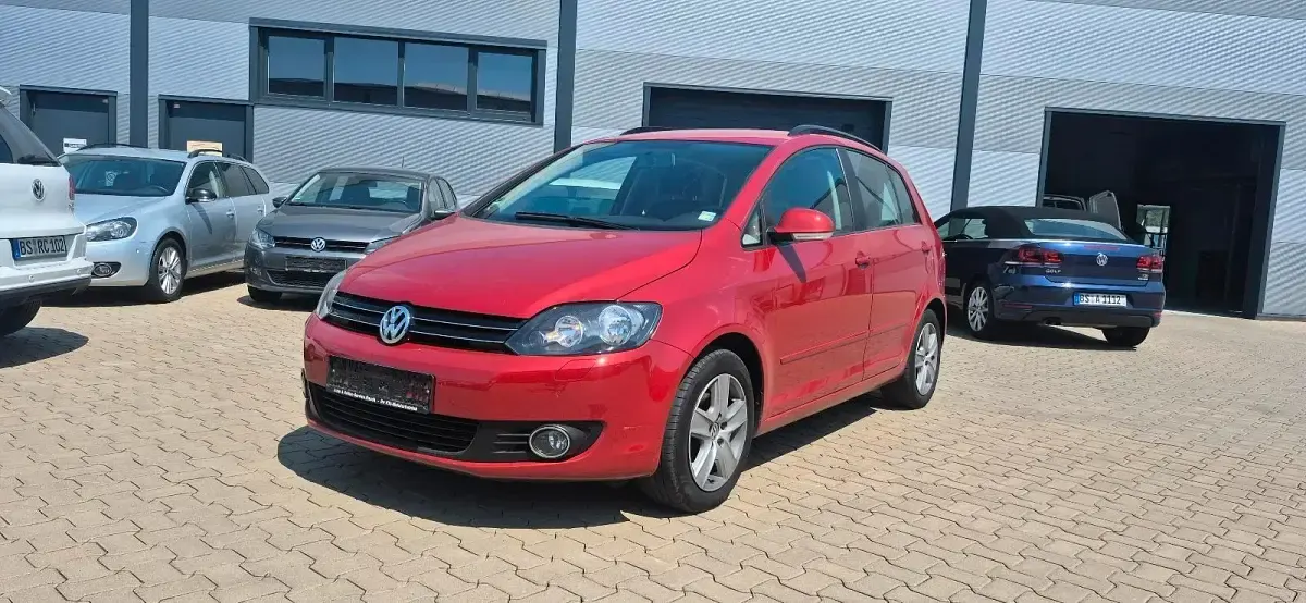 Gebraucht VW Golf VI 86 PS (63 kW) 2009 Rot Kleinwagen