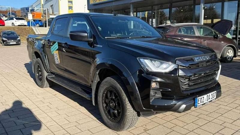Gebraucht Isuzu D-Max 163 PS (119 kW) 2024 Schwarz SUV