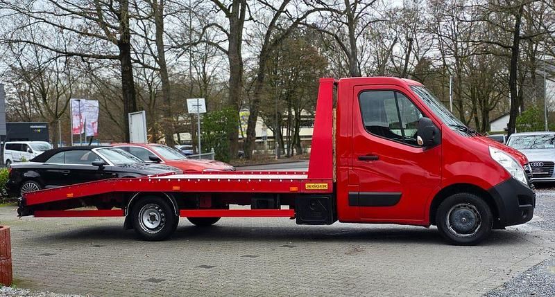 Gebraucht Opel Movano 163 PS (119 kW) 2016 Rot Van / Kleinbus