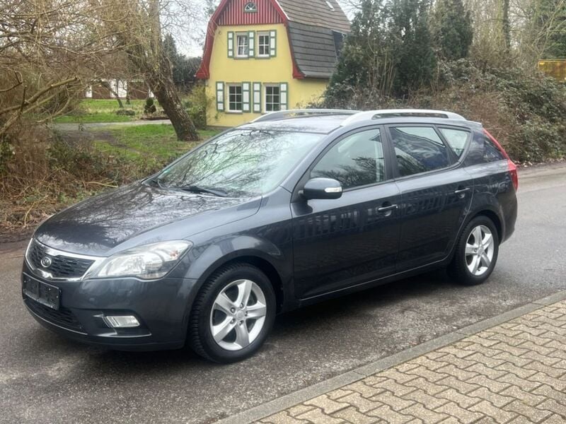 Gebraucht Kia Ceed 116 PS (85 kW) 2011 Grau Kleinwagen