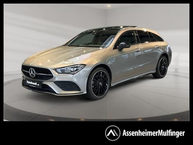 Mojavesilber Gebraucht 2021 Mercedes CLA250e Shooting Brake AMG Kombi | 25.160 € (Guter Preis) - Bild 1/4