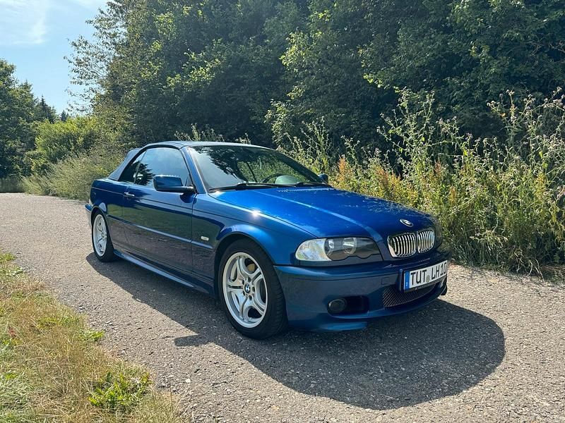 Blau Gebraucht 2003 BMW 320 Cabriolet M Sport Cabrio | 5.990 € (Etwas zu teuer) - Bild 1/4