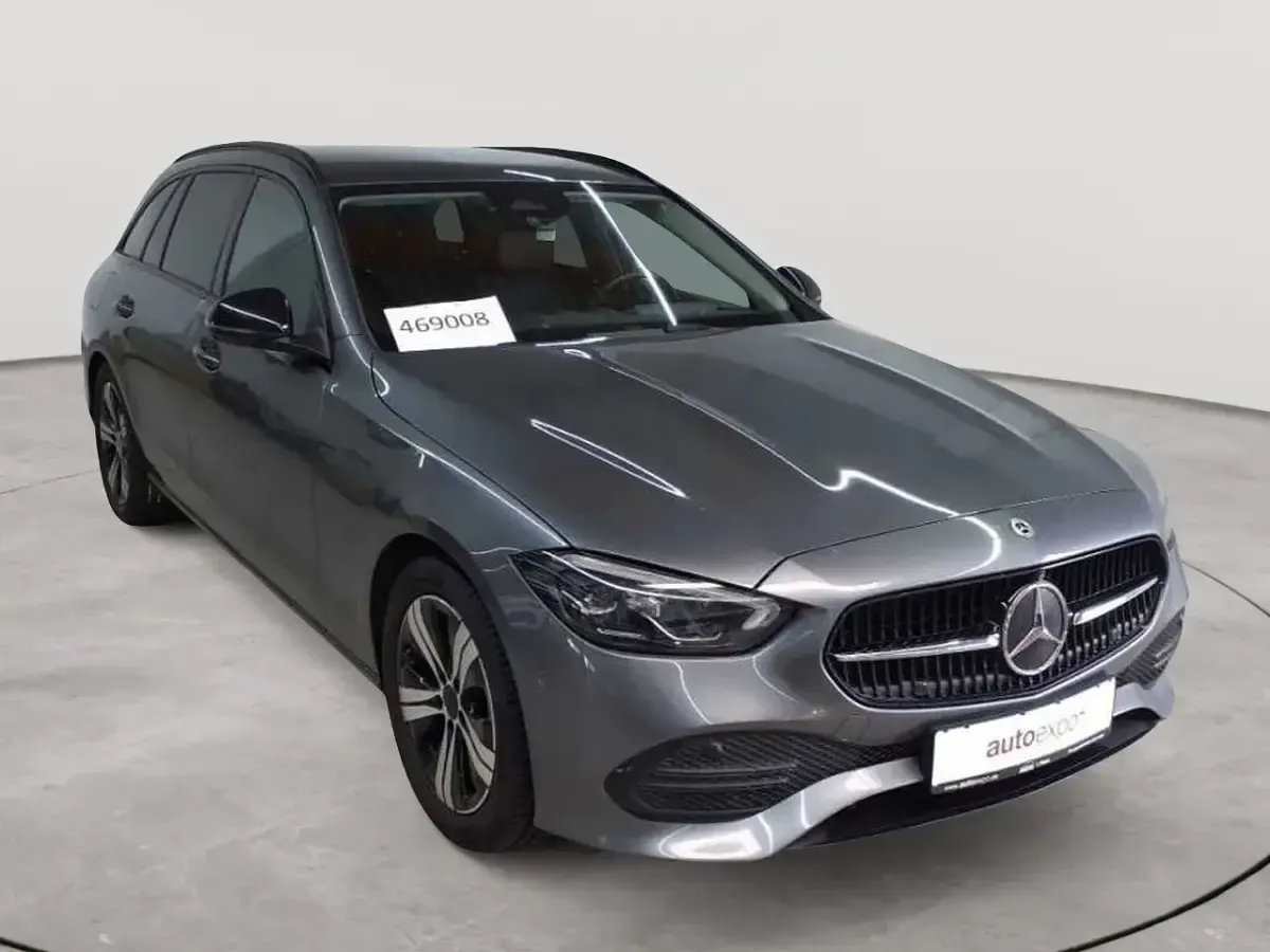 Second-hand Mercedes C220 Avantgarde 200 CP (147 kW) 2023 Break