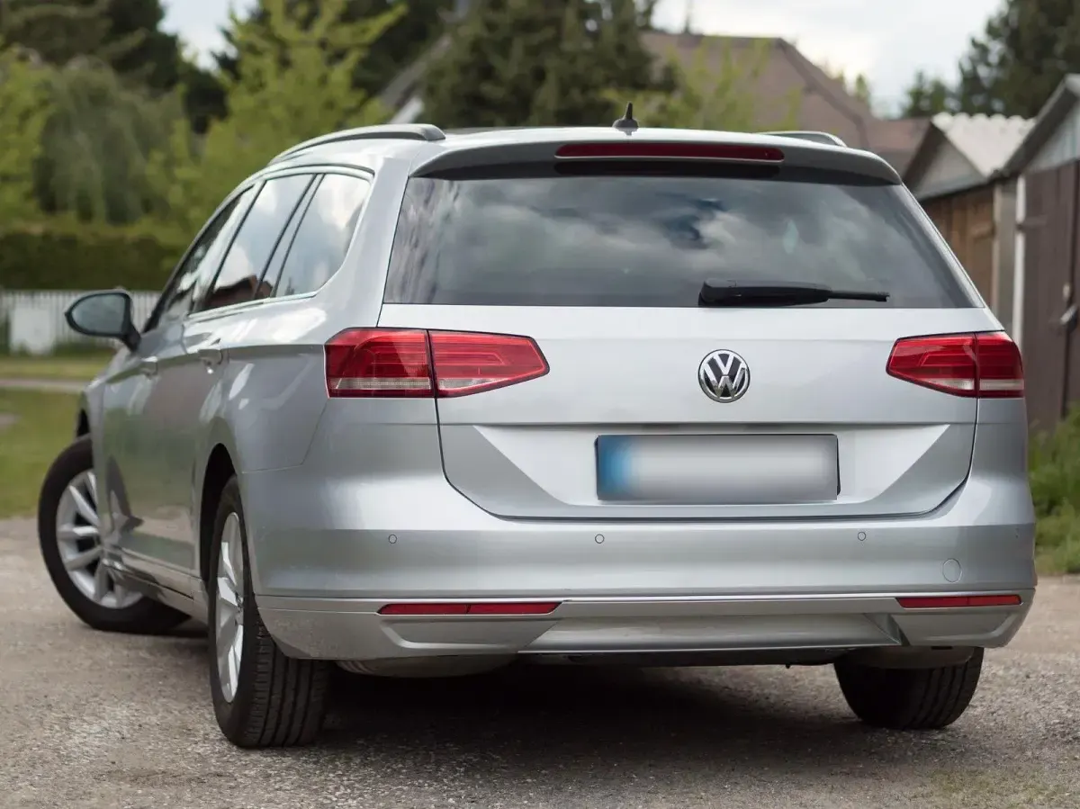 Gebraucht VW Passat Comfortline 150 PS (110 kW) 2017 Silber Kombi